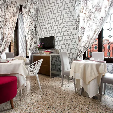 Ca' Nobile Corner Отель