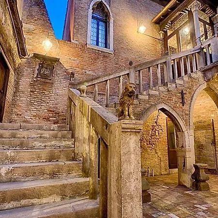 Ca' Nobile Corner 3* Venedig