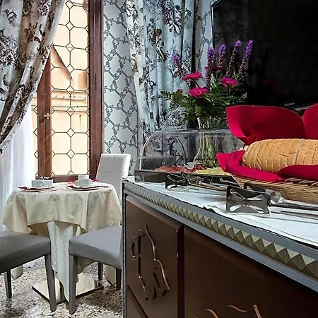 Hotell Ca' Nobile Corner 3*