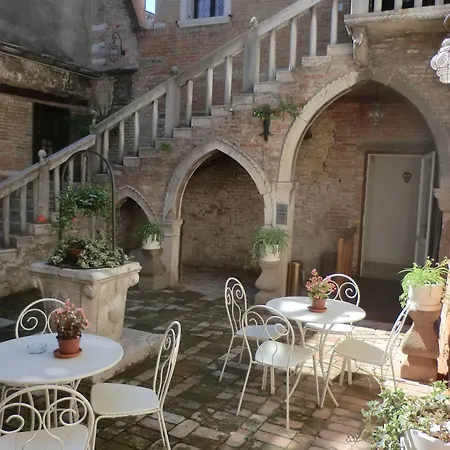 Ca' Nobile Corner 3* Venedik