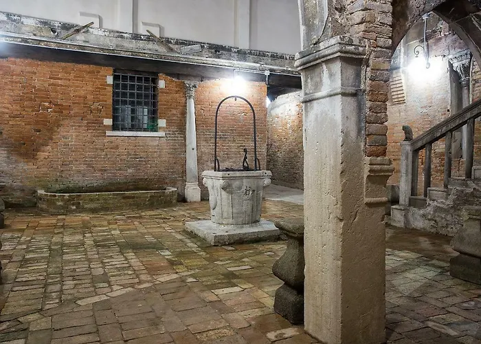 Ca' Nobile Corner Otel 3*